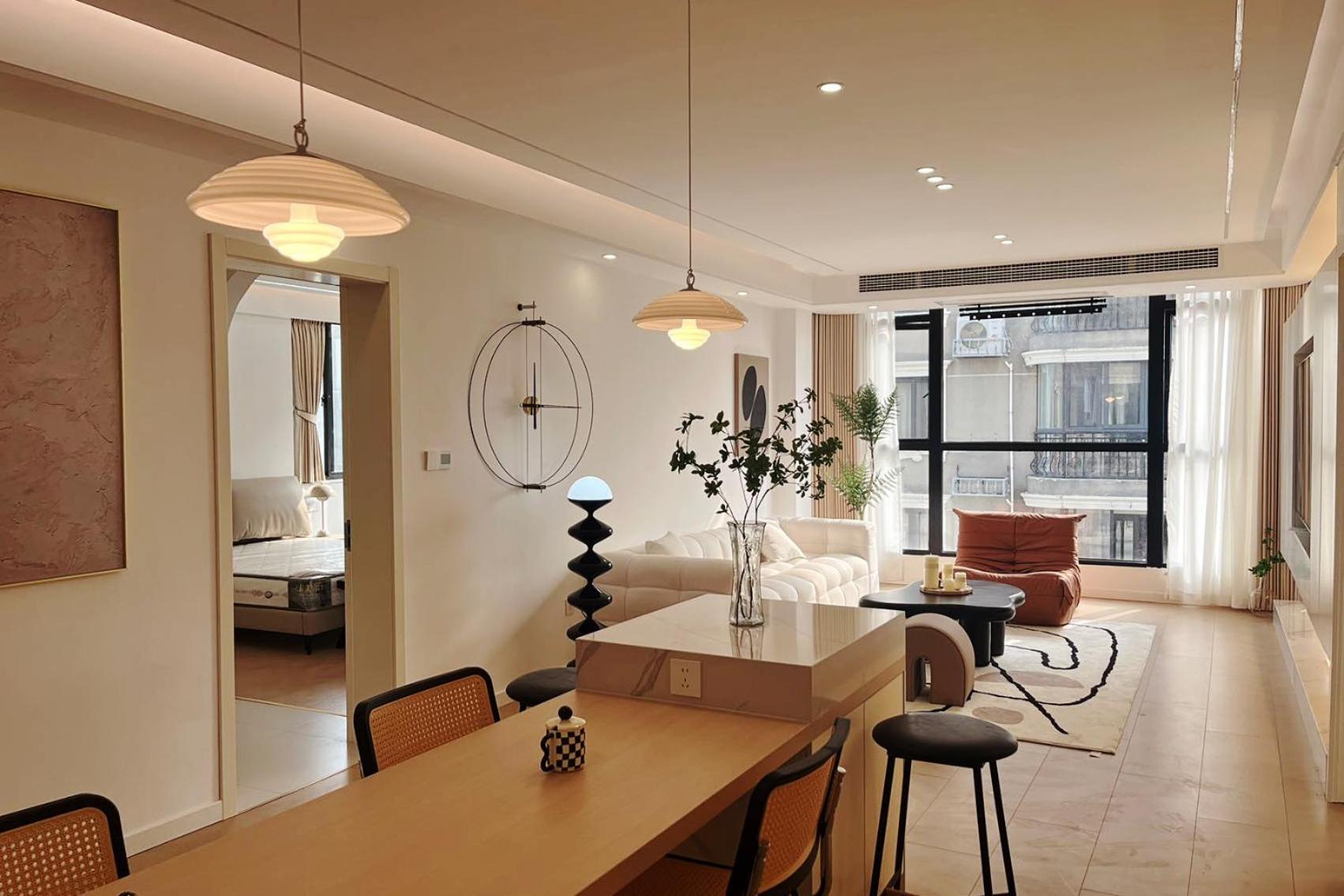 Eastern Hub - Three Bedroom In Xintiandi, 50m From Metro, Many Shops And Malls Surrounded Apartment Shanghai