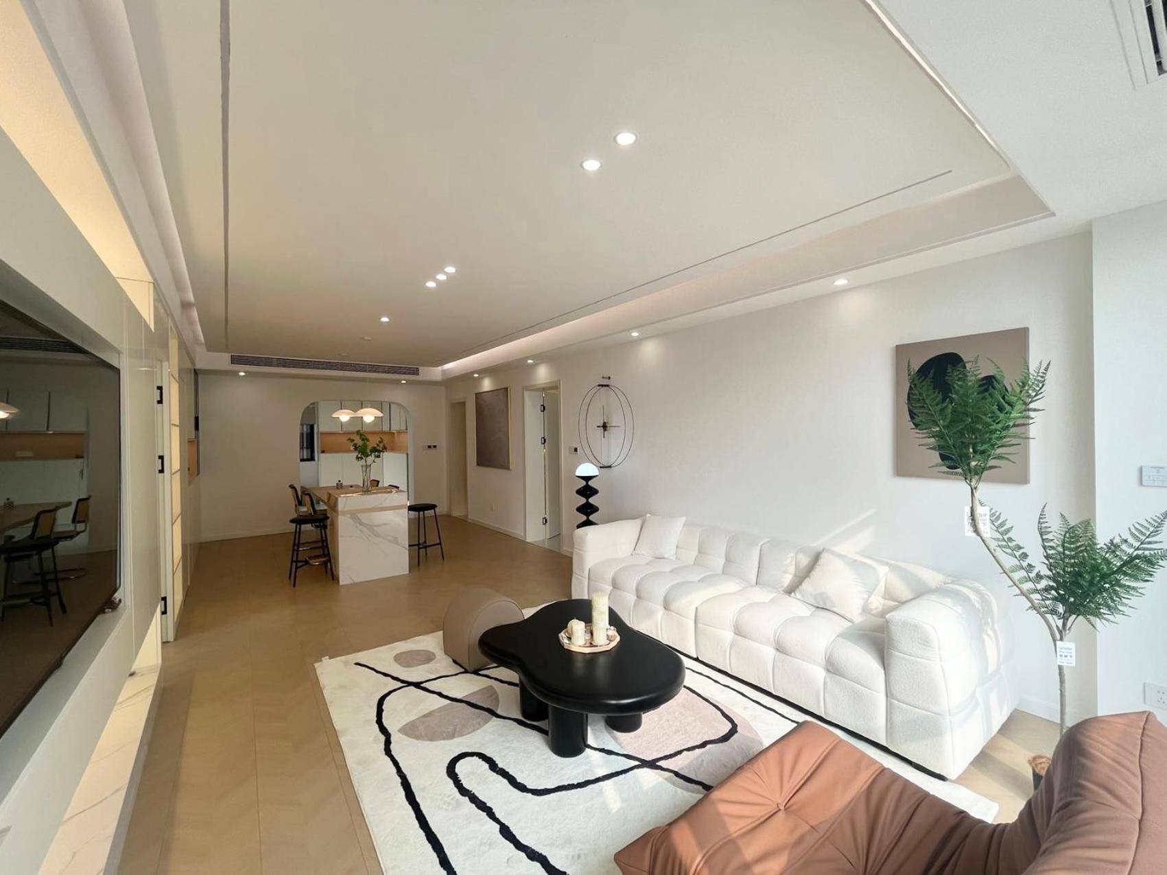 Eastern Hub - Three Bedroom In Xintiandi, 50m From Metro, Many Shops And Malls Surrounded * Shanghai